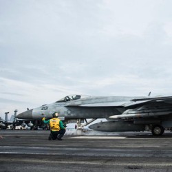 Penampakan USS Ronald Reagan di Perairan Laut China Selatan