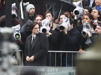 Usai Sembuh Corona, Robert Pattinson Syuting The Batman Lagi