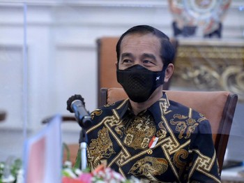 Jokowi: Vaksin Gratis Urusan Terawan, yang Bayar Erick Thohir