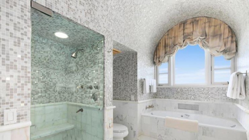 Rumah pantai di Hamptons (Photo credit: Rise Media (provided by The Corcoran Group))