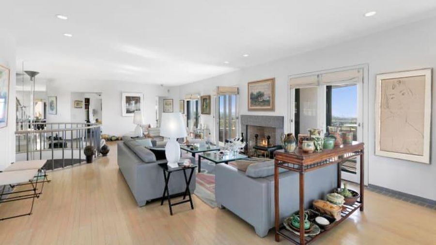Rumah pantai di Hamptons (Photo credit: Rise Media (provided by The Corcoran Group))