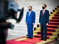 Di Depan PM Suga, Jokowi Happy Soal Relokasi Pabrik Jepang