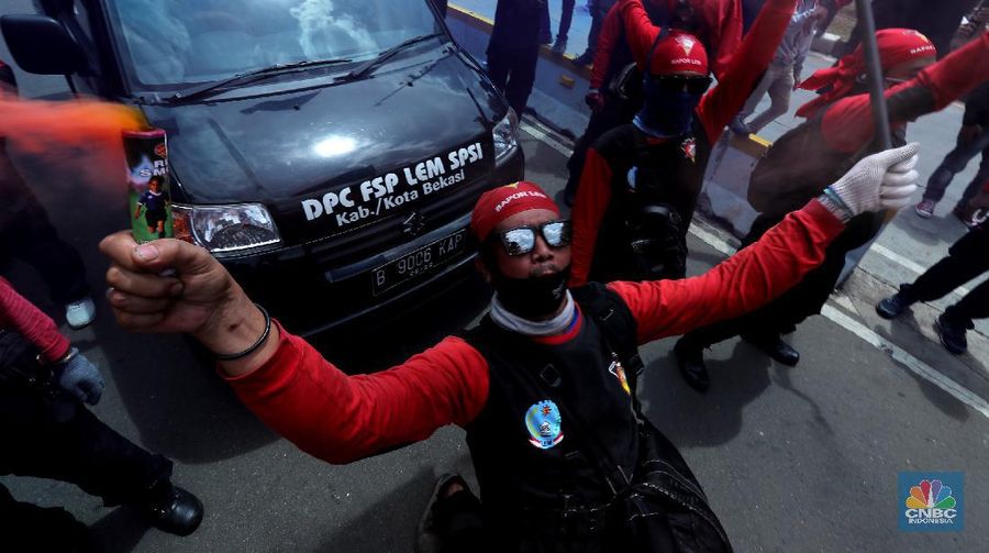 Demo Buruh Tolak Omnibus Law
