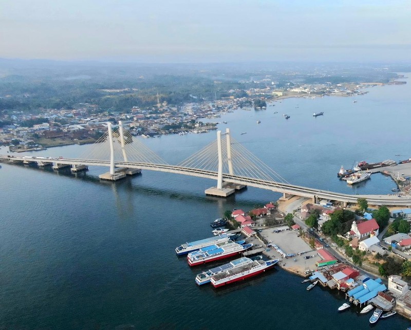 Jembatan Teluk Kendari. (Biro Pers Sekretariat Presiden) Jembatan Teluk Kendari. (Biro Pers Sekretariat Presiden)