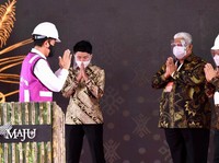 Jokowi Resmikan Pabrik Gula Milik Crazy Rich Haji Isam