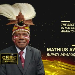 Bupati Jayapura Raih CNBC Indonesia Award