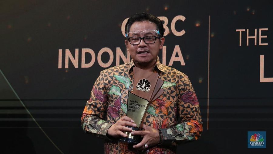 Wali Kota Malang, Sutiaji mendapat penghargaan 