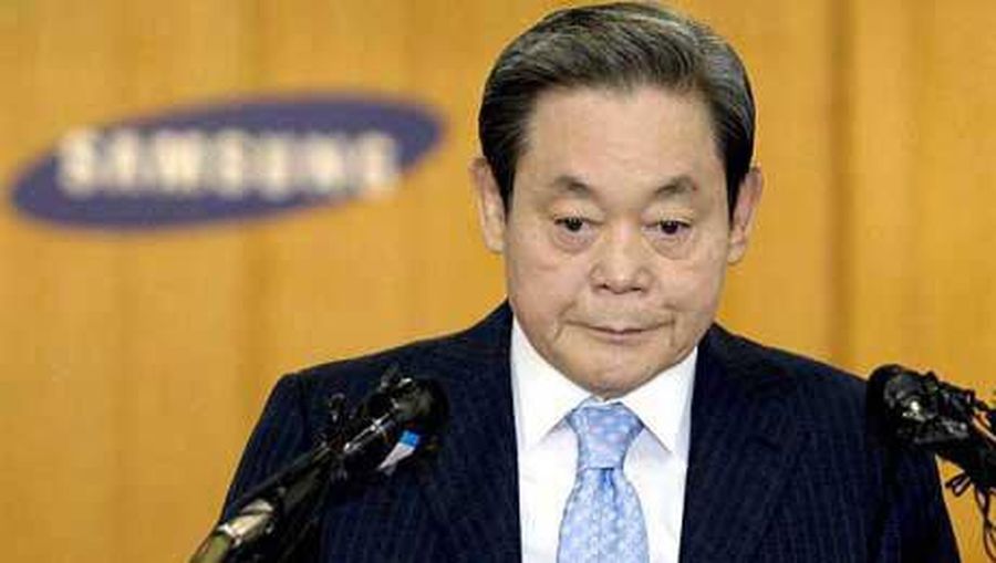 lee kun he. (AP/Rajesh Jantilal)