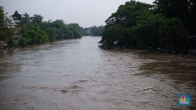 Kali Bekasi  Meluap Ini Potret Banjir di Bekasi Timur 