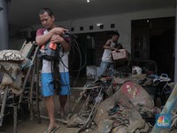 Yang Tersisa dari Banjir Bekasi