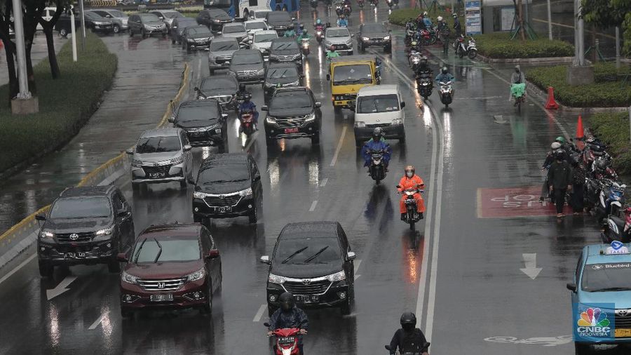 Ilustrasi Hujan Deras (CNBC Indonesia/Muhammad Sabki)