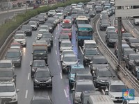 Tol-Tol Mulai Merayap Padat Saat Libur Panjang, Cek Lokasinya