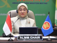 Hari Buruh! Menteri Ida: Masalah Buruh Solusinya Investasi