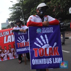 Banyak Perusahaan Kebal Corona, Buruh Kesal UMP 2021 Tak Naik