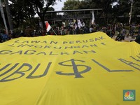 Kata Pakar Hukum Soal Typo UU Ciptaker yang Diteken Jokowi