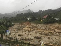 Hujan Deras Mengguyur Tanpa Henti, 6 Orang Tewas Tertimbun Longsor