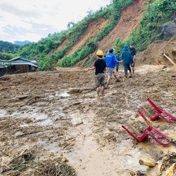 'Kiamat' Bumi Makin Nyata, Longsor Besar Hantam Tetangga RI