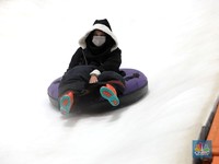 Serunya Liburan Long Weekend di Trans Snow World Juanda