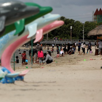 Intip Potret Pantai Lagoon Ancol Jakarta Saat Libur Panjang
