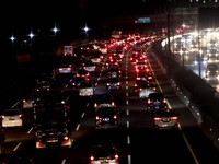 Siap-Siap, Lonjakan Mobilitas Libur Nataru Hari Ini & Besok!