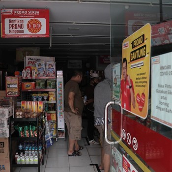 Intip Potret Ruko Kota Bekasi Saat 'Diserang' Mati Lampu