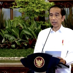 Resmi! Jokowi Beri Gelar Pahlawan Nasional ke 6 Tokoh ini