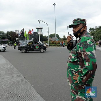 Potret Massa Buruh Balik Kanan Usai Demo Tolak Omnibus Law