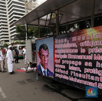Intip Momen Massa Aksi Bela Nabi 211 Datangi Kedubes Prancis