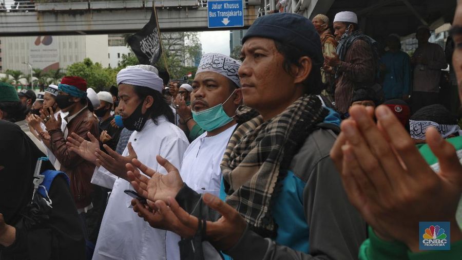 Demo FPI di Kedubes Prancis (CNBC Indonesia/Andrean Kristianto)