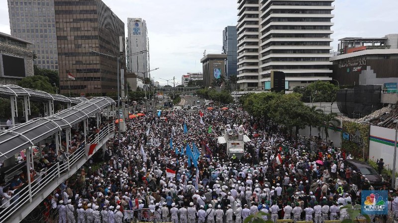 Demo FPI di Kedubes Prancis (CNBC Indonesia/Andrean Kristianto)