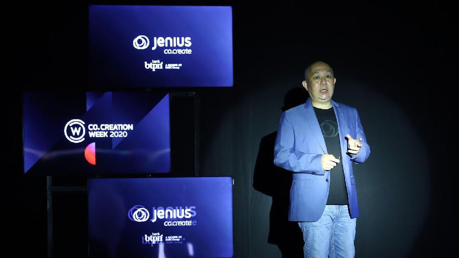 Irwan S. Tisnabudi, Digital Banking Head Bank BTPN membuka ajang kokreasi dan kolaborasi tahunan, Jenius Co.Creation Week 2020 dengan tema Reshape yang mengajak masyarakat digital savvy untuk berteman dengan perubahan.  Rangkaian acara ini terdiri dari kompetisi, conference, dan talks dengan tiga pilar yaitu teknologi, kreativitas, dan finansial yang berlangsung mulai dari 2-6 November 2020 secara virtual. Dihadiri sederet profil yang ahli di bidangnya, acara sekaligus menjadi momen untuk berkokreasi dan berkolaborasi dengan masyarakat digital savvy Indonesia agar dapat merangkul lebih banyak suara, masukan, dan ide sehingga dapat menghadirkan solusi finansial yang lengkap dan relevan dengan kebutuhan yang terus berkembang.