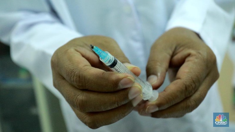 LIPI Membuat Alat Penghancur Jarum Suntik. (CNBC Indonesia/Tri Susilo)