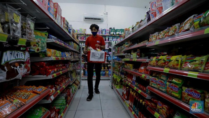 Minimarket Jakarta Boikot Produk Prancis (CNBC Indonesia/Tri Susilo)