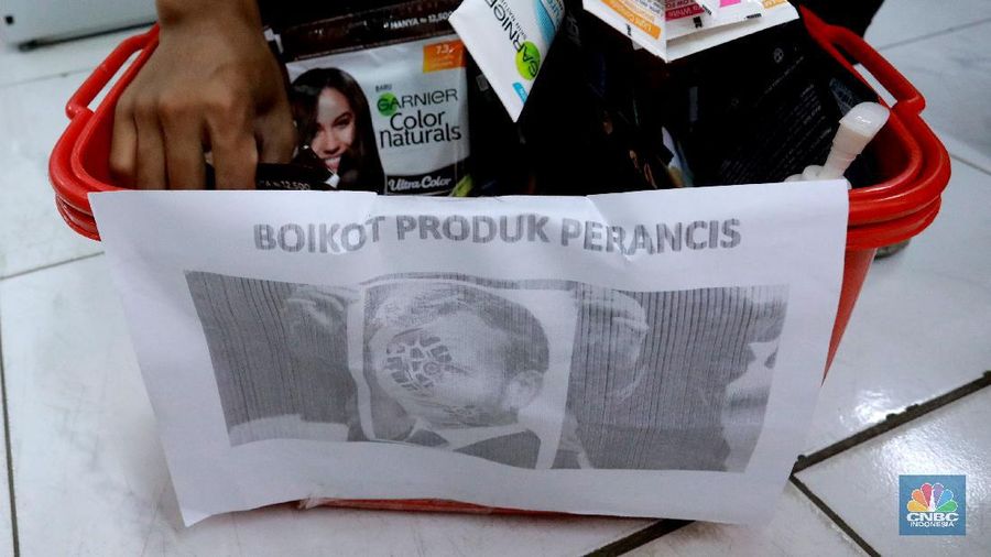 Minimarket Jakarta Boikot Produk Prancis (CNBC Indonesia/Tri Susilo)
