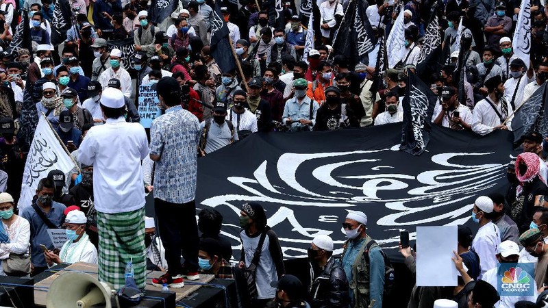 Unjuk Rasa Mengecam Presiden Prancis. (CNBC Indonesia/Tri Susilo)