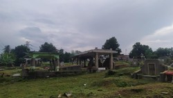 Viral Pasangan Dipergoki Mesum di TPU Kebon Nanas Saat Penertiban