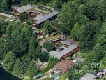 Mengintip Rumah Super Mewah Bill Gates Selama Karantina Covid