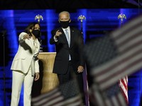 Biden & Harris Diolok-olok TV Arab Saudi, Ada Apa?