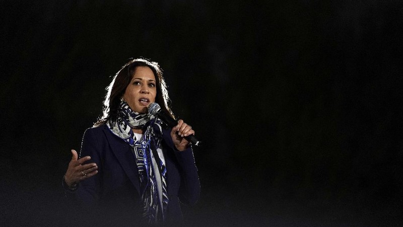 Vice President-elect Kamala Harris arrives to speaks Saturday, Nov. 7, 2020, in Wilmington, Del. (AP Photo/Carolyn Kaster)