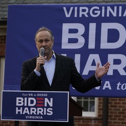 Ancaman Bom di AS, Suami Kamala Harris Dievakuasi