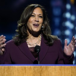 Kamala Harris Siap Gantikan Biden Maju di Pilpres AS, tapi...