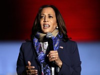 Alert! Pesawat Kamala Harris Mendarat Darurat di AS, Ada Apa?