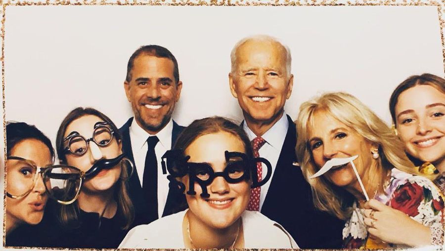 Kelima cucu Joe Biden, Naomi, Finnegan, Maisy, Natalie dan Robert Hunter Biden II. (Tangkapa Layar Instagram @naomibiden)