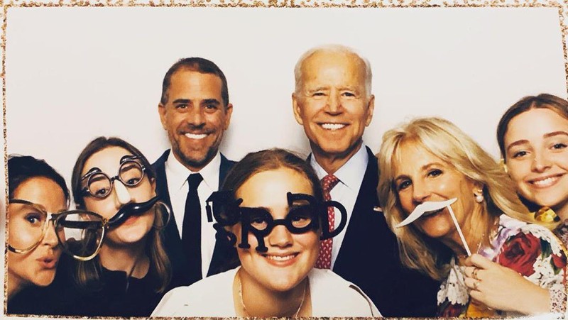 Kelima cucu Joe Biden, Naomi, Finnegan, Maisy, Natalie dan Robert Hunter Biden II. (Tangkapa Layar Instagram @naomibiden)