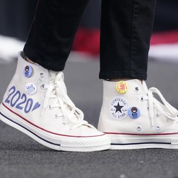 Rekomendasi Sepatu Converse Terbaik 2023