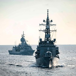 Militer China Ngamuk ke AS, Perang di Depan Mata?