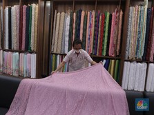 Bos Pabrik Tekstil Tak Soal Rogoh Duit Buat Vaksin Karyawan