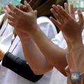 Sujud Syukur, 1 Juta Pasien Covid-19 RI Sembuh dari Corona