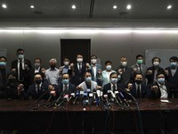 Again and Again.. Hong Kong Membara, AS-nya Trump Ancam China