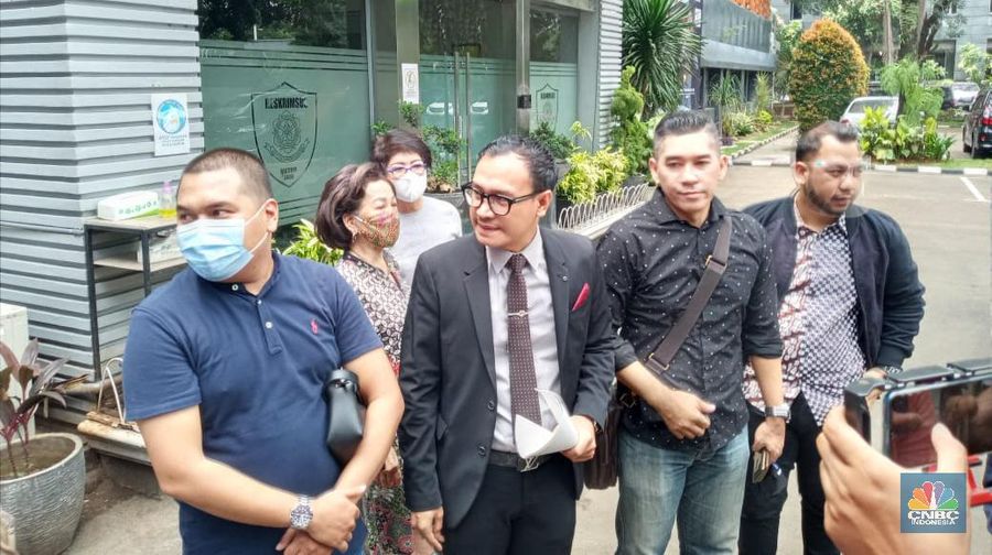 Pemeriksaan (BAP) bagi Para Korban Investasi Jouska di Bagian Fismondev Krimsus Polda Metrojaya (CNBC Indonesia/ Syahrizal Sidik)
